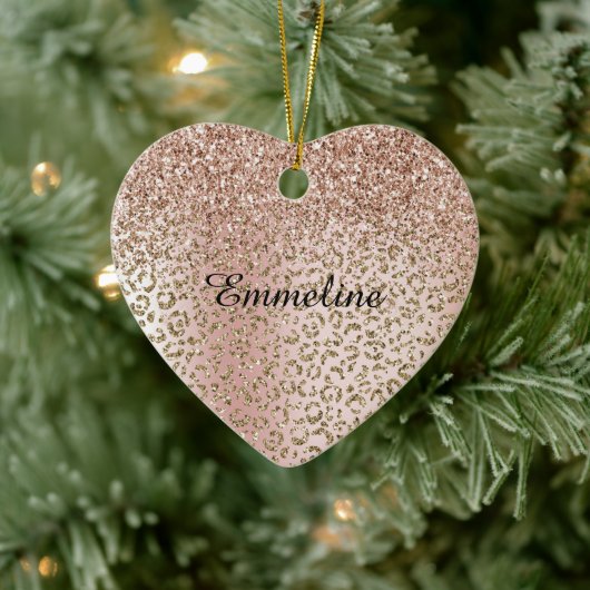 Peach Blush Rose Gold Glitzer Leopard Druckname Keramik Ornament (Baum)