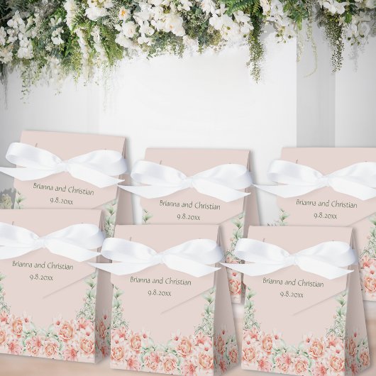Peach Creme and Sage Green Romantic Floral Garden Geschenkschachtel