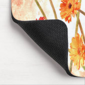 Peach Daisy Garden Mousepad (Ecke)