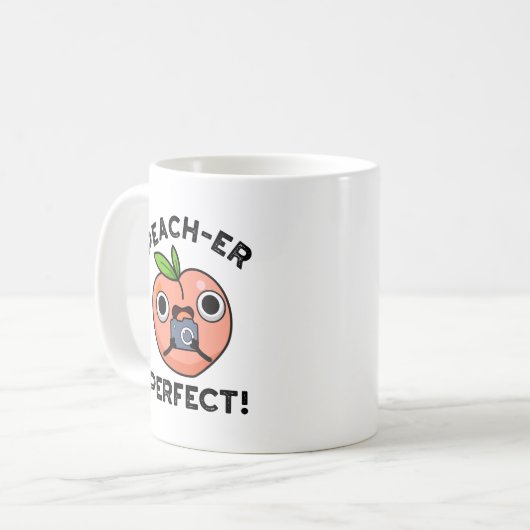 Peach-er Perfect Funny Peach Pub Kaffeetasse (Vorderseite Links)