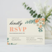 Peach Floral and Eucalyptus Greenery Wedding RSVP Karte (Stehend Vorderseite)