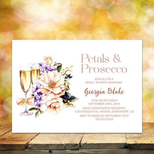 Peach Floral Petals and Prosecco Brautparty Einladung