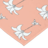 Peach Floral Tischdecke (Schrägansicht)