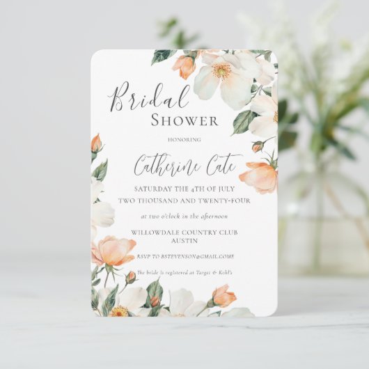 Peach Floral Watercolor Bridal Shower Einladung (Stehend Vorderseite)