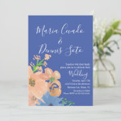 Peach Florals Script WedBold Watercolor Einladung (Stehend Vorderseite)