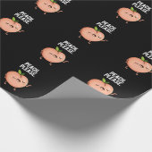 Peach Funny Fruit Pun Dark BG Geschenkpapier (Ecke)