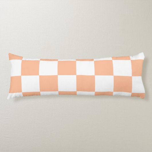 Peach Fuzz Checkered Gingham Pattern Seitenschläferkissen (Vorderseite)