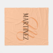 Peach Fuzz Eleganter Personalisierter Name Fleecedecke (Vorderseite (Horizontal))