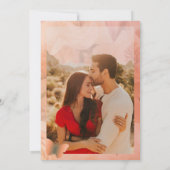 Peach Fuzz Floral Wedding Einladung (Rückseite)