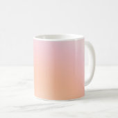 Peach Fuzz Gradient Kaffeetasse (VorderseiteRechts)
