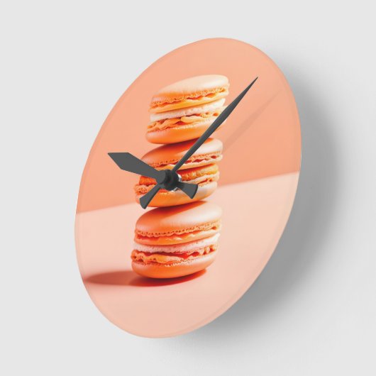 Peach Fuzz, Macaroons, Runde Wanduhr (Winkel)