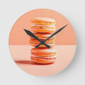Peach Fuzz, Macaroons, Runde Wanduhr (Vorderseite)
