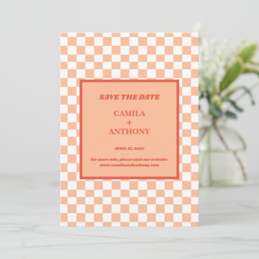 Peach Fuzz Red Checkered Gingham Pattern Save The Date (Stehend Vorderseite)