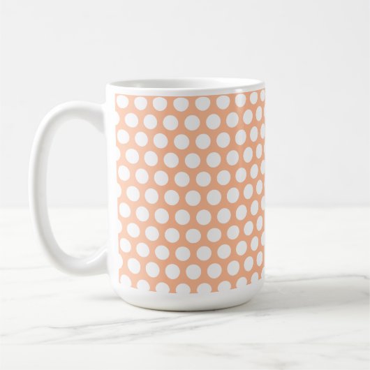 Peach fuzz Retro kleine weiße Polka Punkte Kaffeetasse (Links)