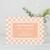 Peach Fuzz White Checkered Gingham Pattern Save The Date (Stehend Vorderseite)
