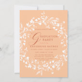 Peach Fuzz White Wildblume Wreath Abschluss Einladung (Rückseite)