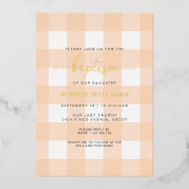 Peach Gingham Baptism Gold Foil Einladung (Vorderseite)