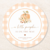 Peach Gingham Fall Ein kleiner Kürbis ist unterweg Runder Pappuntersetzer (Vorderseite)