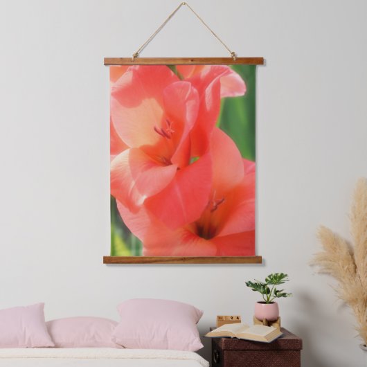 Peach Gladiolus Blume Nah Wandteppich Mit Holzrahmen (Schlafzimmer)
