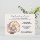Peach Ivory Conch Shell Elegant Wedding  Einladung (Stehend Vorderseite)
