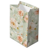 Peach Mint Pretty Roses Floral Bridal Shower Mittlere Geschenktüte (Vorderseite Schrägansicht)