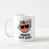 Peach Not War Funny Fruit Puff Kaffeetasse (Links)