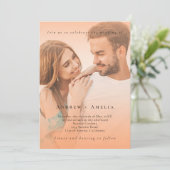 Peach Orange Fuzz Elegantes Foto QR Code Hochzeit Einladung (Stehend Vorderseite)