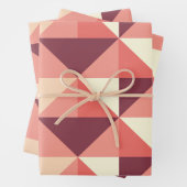 Peach Pink Lila Triangle Geometrie Geschenkpapier Set (Beispiel)