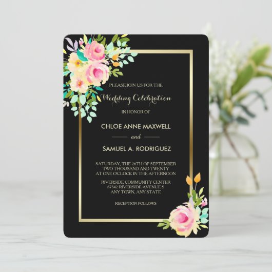 Peach Pink Roses on Black Wedding Einladung (Stehend Vorderseite)