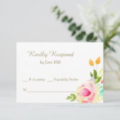 Peach Pink Roses on White Wedding RSVP Karte (Stehend Vorderseite)