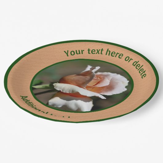 Peach Rosenknospe Personalisiert Partys Pappteller (Schrägansicht)