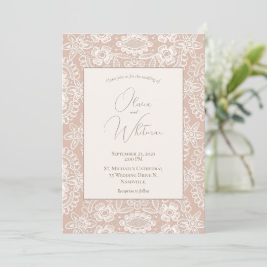 Peach Rustic Lace Wedding Einladungen (Stehend Vorderseite)