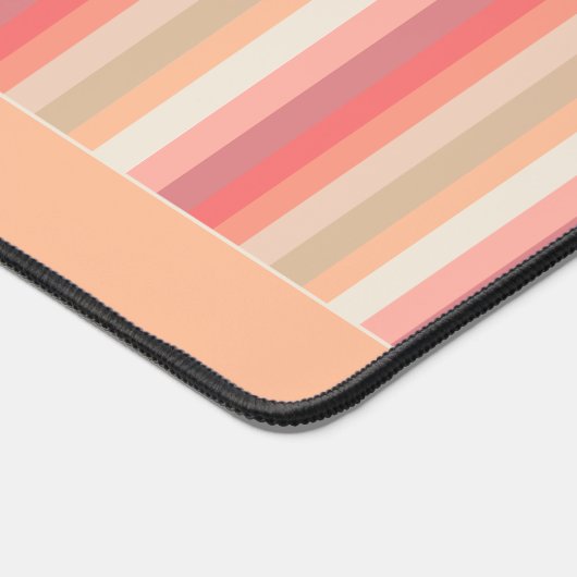 Peach Stripes Trendy Chic Schreibtischunterlage (Ecke)