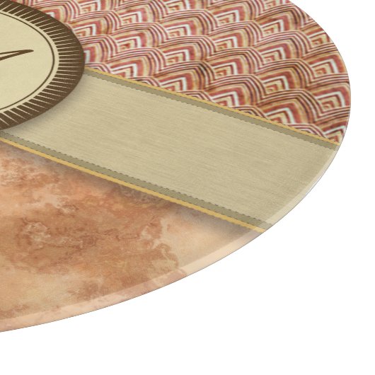 Peach Tan Feather Pattern mit Monogramm Schneidebrett (Ecke)