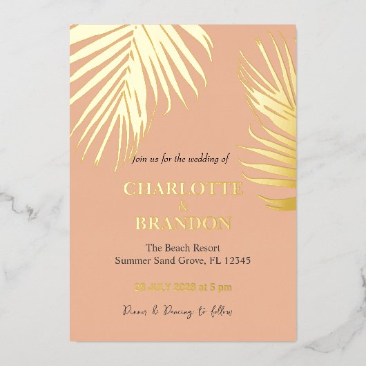 Peach Tropical Palm Leaf Wedding Gold Folieneinladung (Vorderseite)
