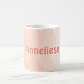 Peach Wavy Personalisiert Kaffeetasse (Mittel)