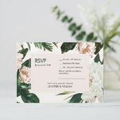Peach White Peonies & Green Blätter Floral Wedding RSVP Karte (Stehend Vorderseite)