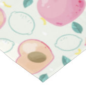 Peaches Pattern Tischdecke (Schrägansicht)