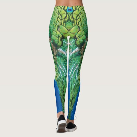 Peacock Blue Green Feather Textur Sommervibes werd Leggings (Rückseite)