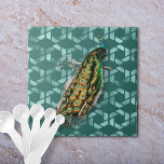 Peacock By D'Orbigny Fliese<br><div class="desc">Vintager Pfau des Naturisten und Künstlers Charles D'Orbigny aus dem 19. Jahrhundert. Der Hintergrund ist grüne Hexagonen.</div>