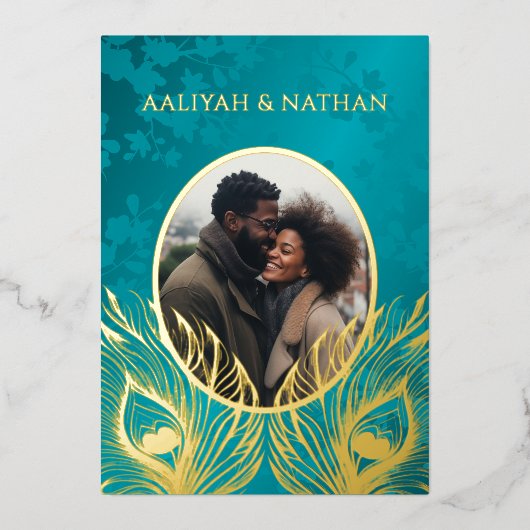 Peacock Feather Jewel Tone Gold Wedding  Folieneinladung (Vorderseite)