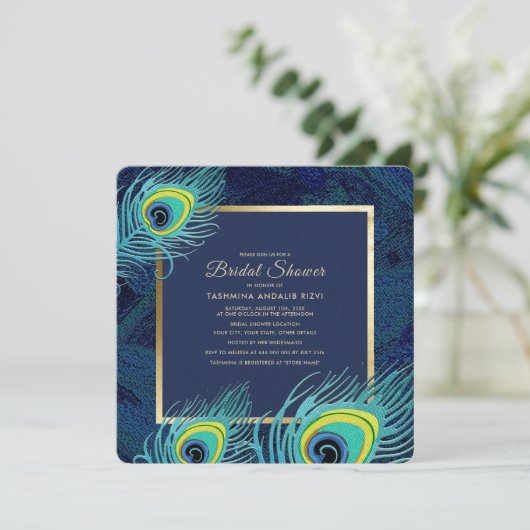 Peacock Feather Navy Blue Gold Brautparty Einladung (Stehend Vorderseite)