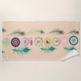 Peacock Feather Serenity: Mandala Beach Towel Strandtuch