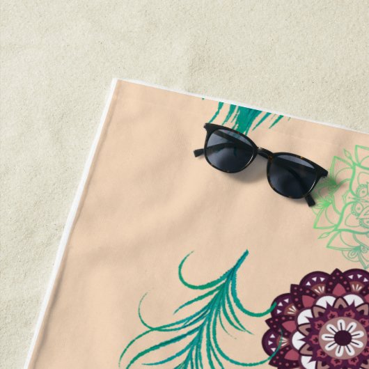 Peacock Feather Serenity: Mandala Beach Towel Strandtuch (Beispiel)