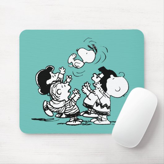 Peanuts Gang Lifting Snoopy Mousepad (Mit Mouse)