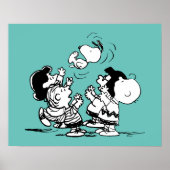 Peanuts Gang Lifting Snoopy Poster (Vorne)