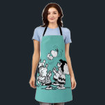Peanuts Gang Lifting Snoopy Schürze<br><div class="desc">Karo diese lustige Grafik von Lucy,  Linus,  Marcie und Charlie Brown,  die Snoopy in die Luft werfen.</div>