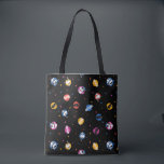 Peanuts Snoopy Graduation Celebration Pattern Tasche<br><div class="desc">Celebrate graduation with this fun and lively Peanuts-inspired pattern design filled with playful energy and charm. Set against a bold black background, the design features a repeating pattern of a beloved beagle in graduation caps, playful poses, and celebratory moments. Bright pops of color in circular accents highlight cheerful phrases like...</div>