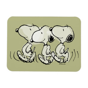 Peanuts   Snoopy stolziert Magnet
