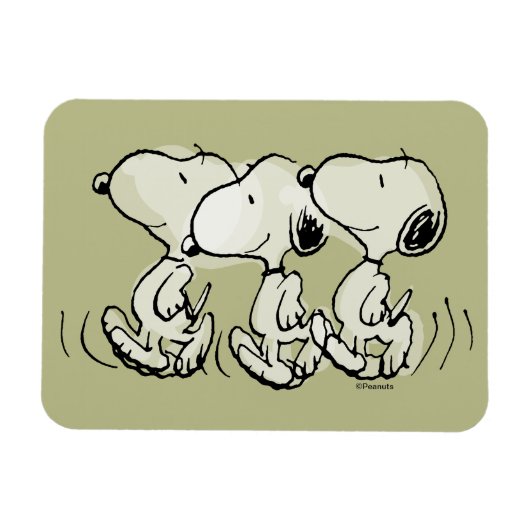 Peanuts | Snoopy stolziert Magnet (Horizontal)